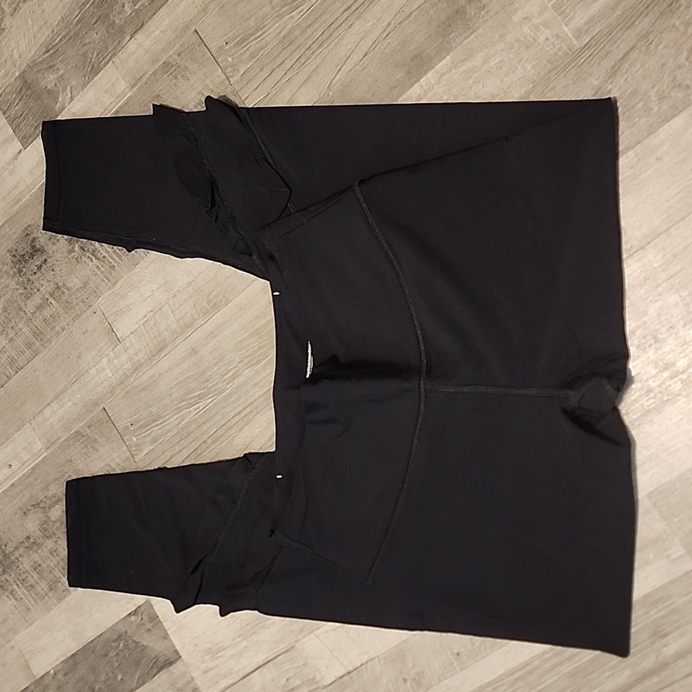 Black Victoria's Secret Leggings with Ruffles Size S